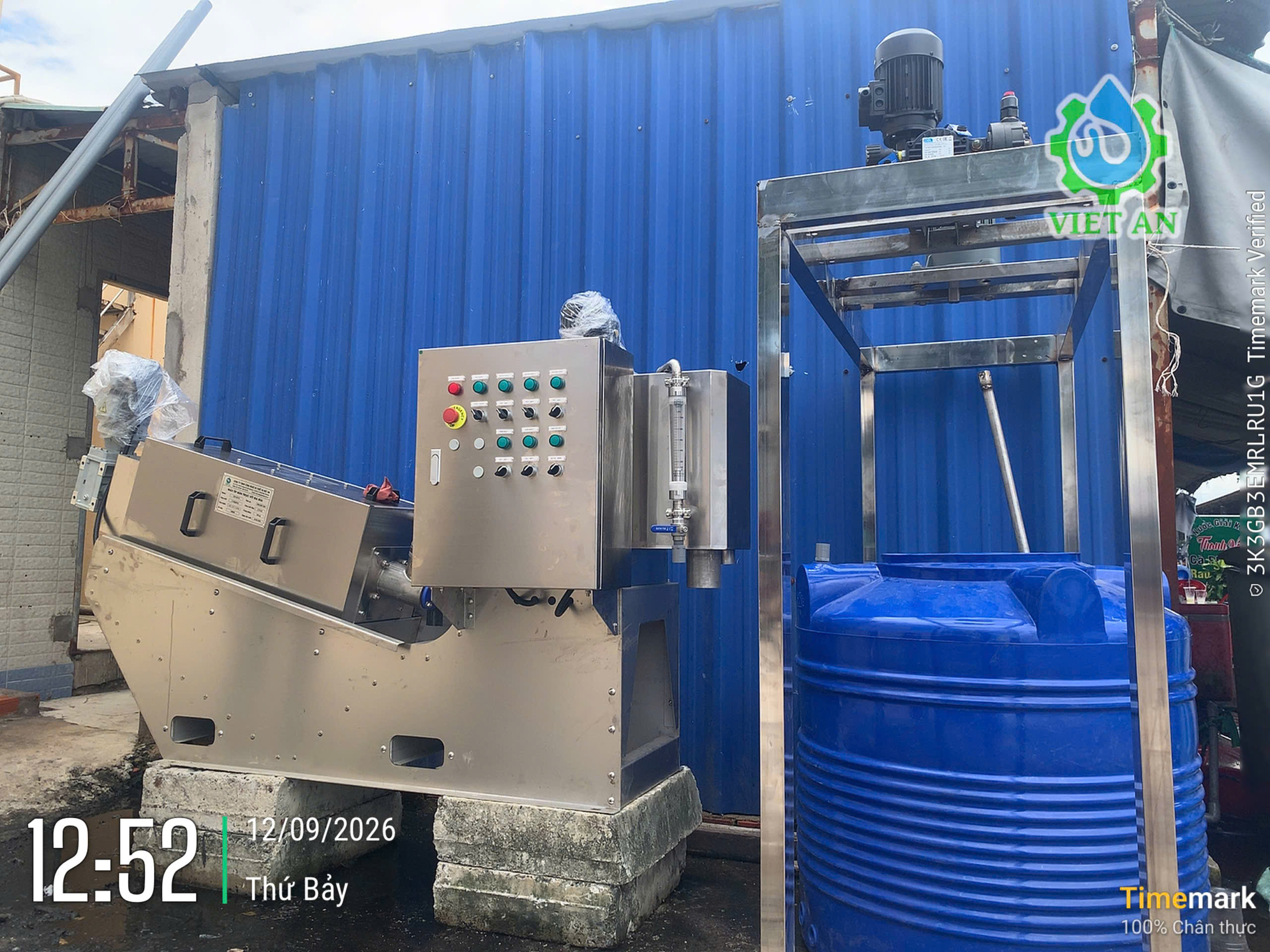 Máy ép bùn trục vít Việt An