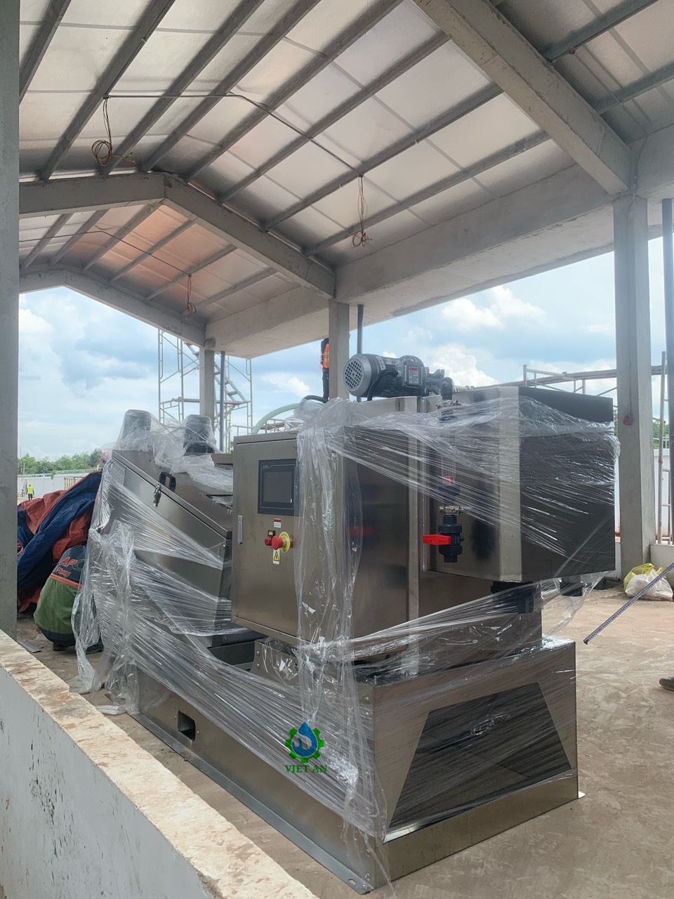 Máy ép bùn trục vít đa đĩa