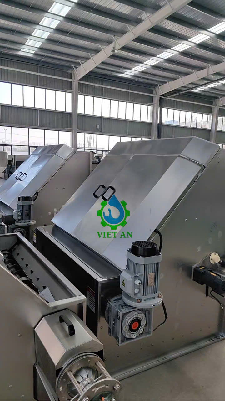 Máy tách phân Việt An