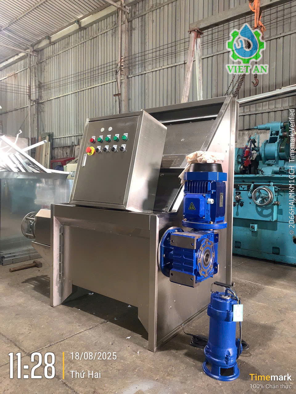 Máy tách phân heo