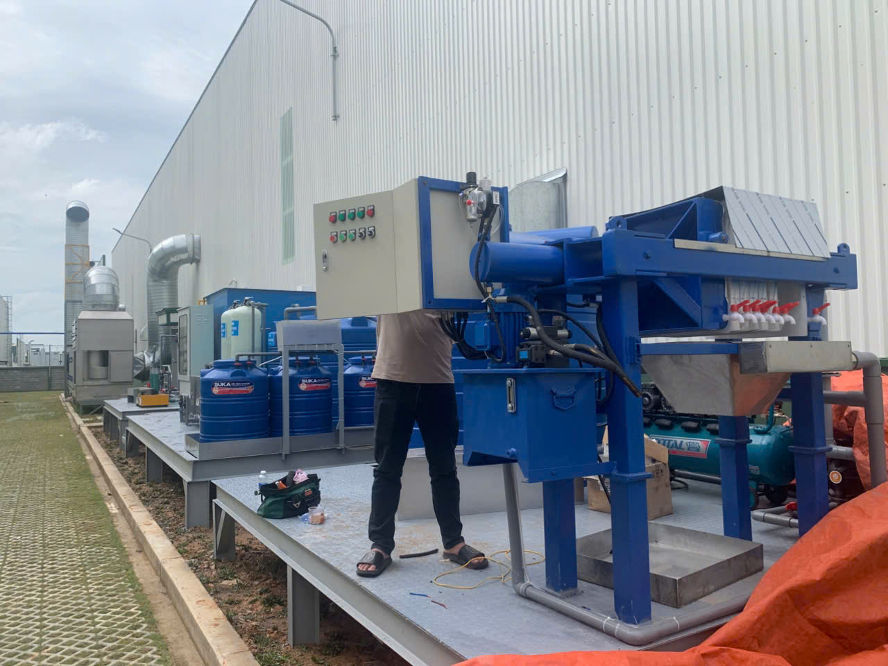 Máy ép bùn khung bản